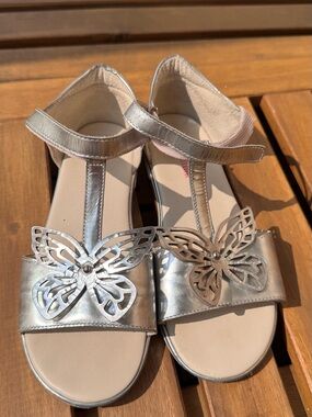 Sophia Webster Girls' Metallic Silver Butterfly T-Strap Sandals